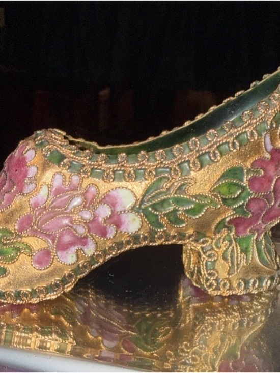 Other - Vintage European Style Miniature Shoe Collectible
